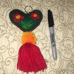 Heart Pom Pom Keychain / hand embroidered